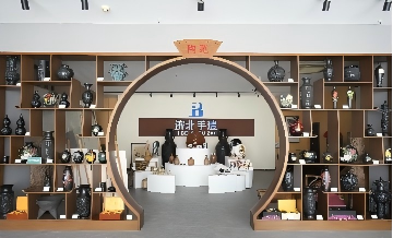 【長(zhǎng)田動(dòng)態(tài)】濟(jì)北手造展廳煥新升級(jí)：傳承非遺文化 助力鄉(xiāng)村振興